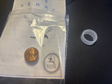 Load image into Gallery viewer, Dime and Penny Illusion - Dime & Penny - Similar to the Scotch and Soda Illusion