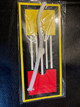 Load image into Gallery viewer, Cord Shift - Close-up Magic - Easy to Do Pocket Trick - A Cord Changes Places!