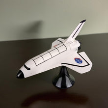 Load image into Gallery viewer, 5.5" Balance Space Shuttle Toy - Balance on Your Finger or the Stand! - Interactive Fun
