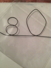 Load image into Gallery viewer, Memory Wire Card Magic Trick - Wiregrams allow a wire to form into a selection!