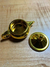 Load image into Gallery viewer, Coin Pot - Okito Gold - Coins Appear, Vanish and Penetrate!