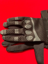 Load image into Gallery viewer, Batman Gloves / Gauntlets for Children - Dress Up - Halloween - Cosplay