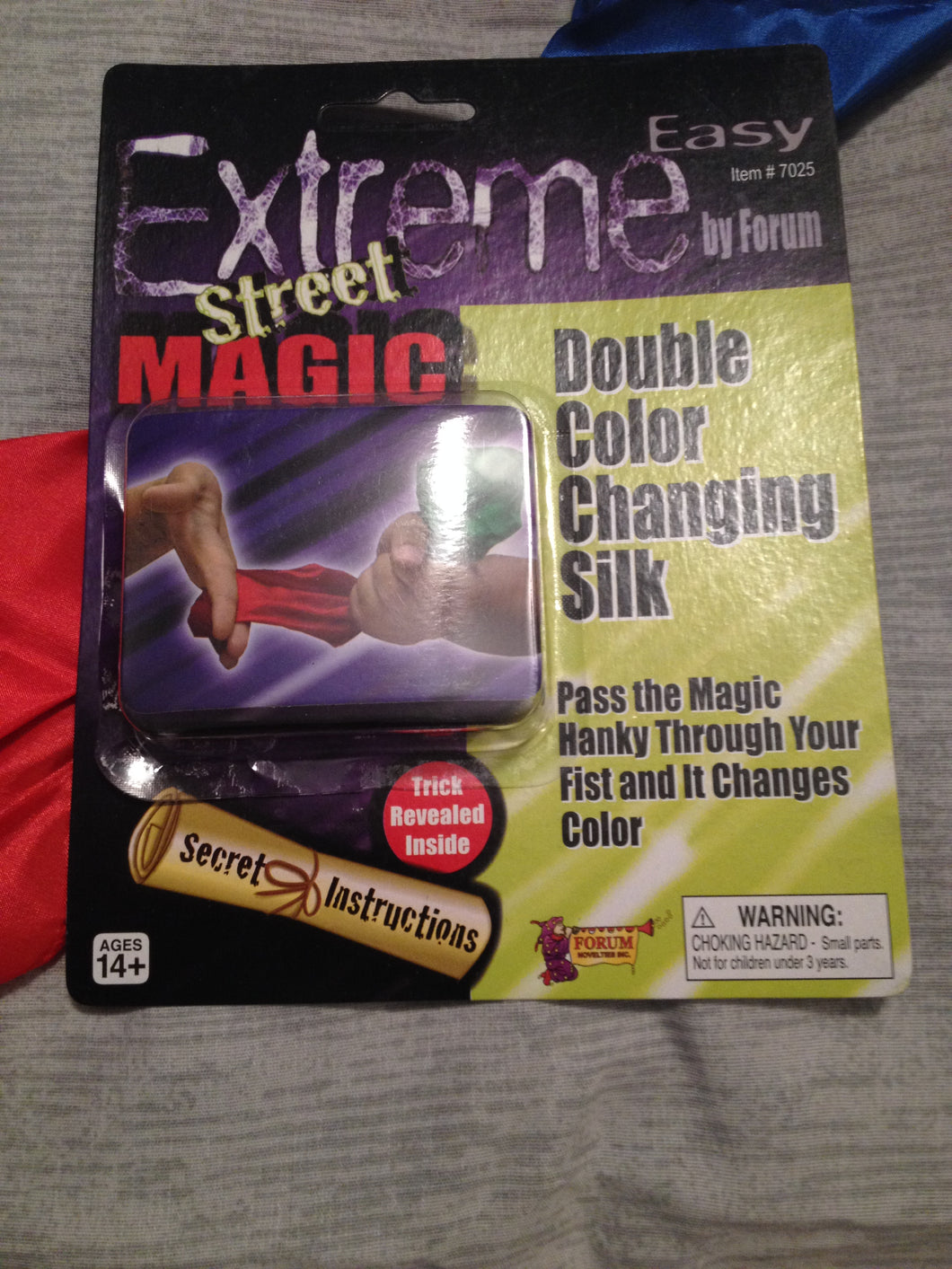 Double Color Changing Silks - Two Silks Change Color! - by Forum - Easy to Do!