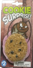 Load image into Gallery viewer, Cookie Roach - Cookie Surprise - Joke,Gag and Pranks - Easy and Reusable! - Scare Your Friends!
