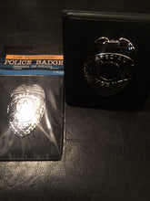 Load image into Gallery viewer, Detective Badge - Perfect for Cosplay, Dress Up, Halloween, etc. - Police Badge

